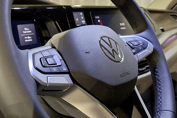 Volkswagen Multivan 11 of 20