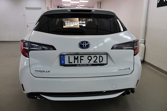 Toyota Corolla 7 of 21