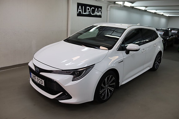 Toyota Corolla 3 of 21