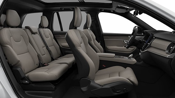 Volvo XC90 11 of 13