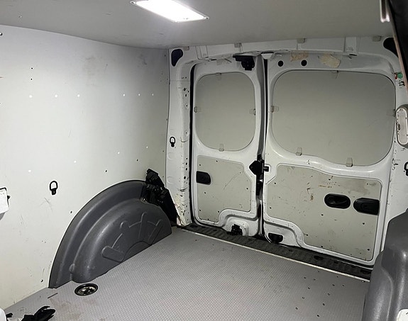 Renault Kangoo Express 14 of 14