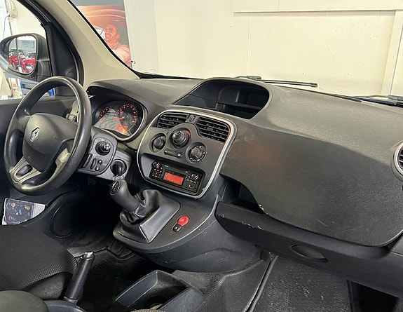 Renault Kangoo Express 11 of 14