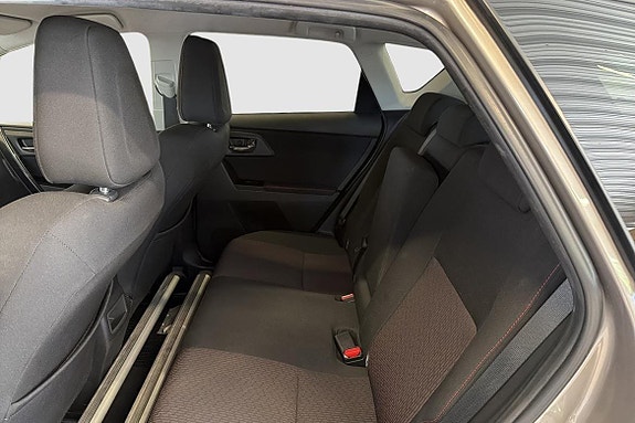 Toyota Auris 10 of 11
