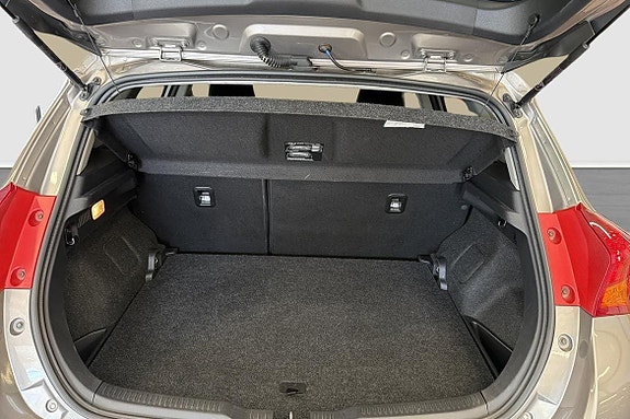 Toyota Auris 6 of 11