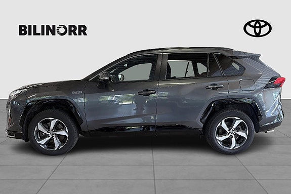 Toyota RAV4 Plug-in Hybrid 5 of 12
