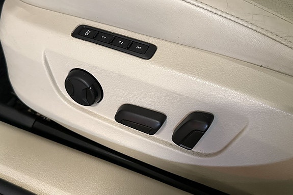 Skoda Superb 18 of 27