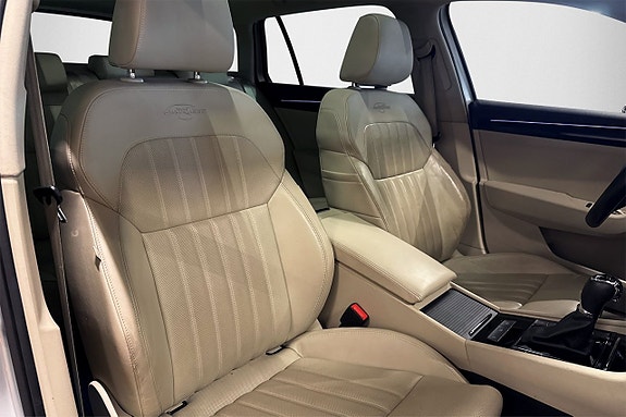 Skoda Superb 11 of 27