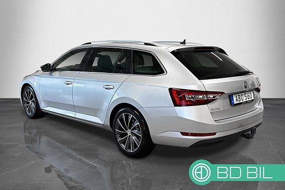 Skoda Superb 2 of 27