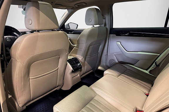 Skoda Superb 12 of 27