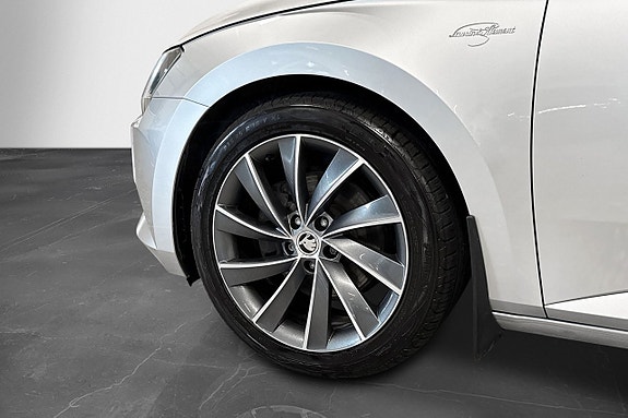 Skoda Superb 26 of 27