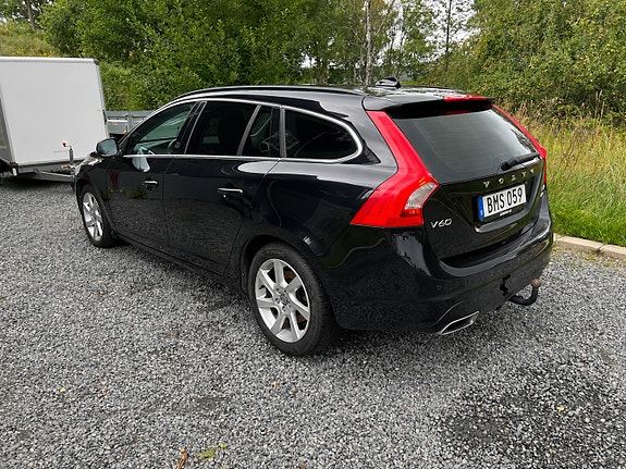 Volvo V60 5 of 12