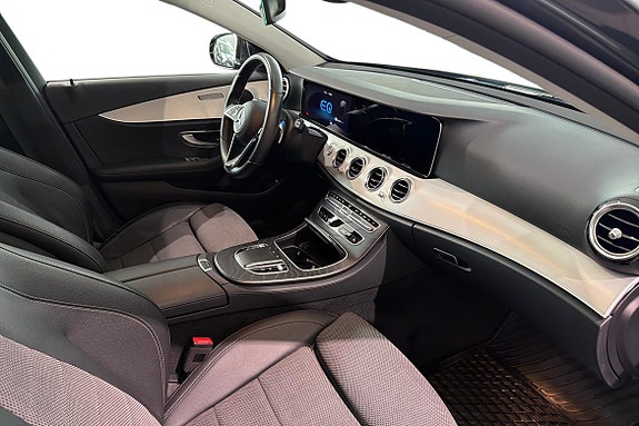 Mercedes-Benz E300 7 of 21