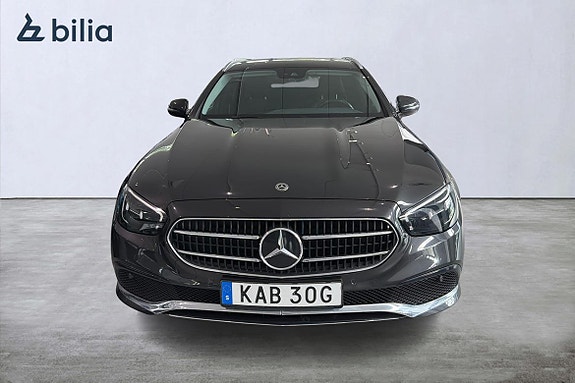 Mercedes-Benz E300 6 of 21