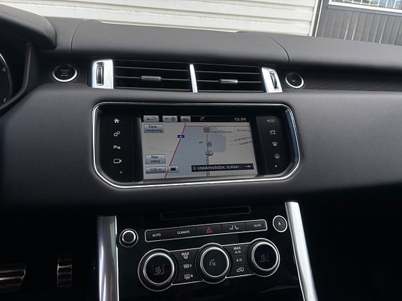 Land Rover Range Rover Sport 17 of 18