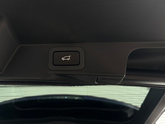 Land Rover Range Rover Sport 15 of 18