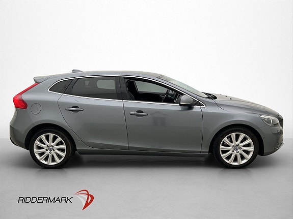 Volvo V40 9 of 30
