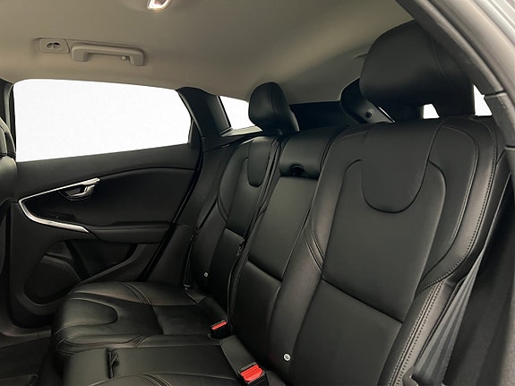 Volvo V40 28 of 30