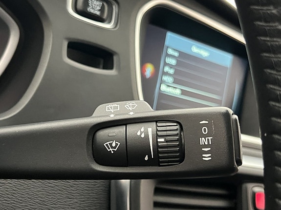 Volvo V40 19 of 30