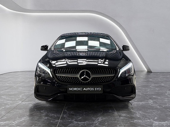 Mercedes-Benz CLA250 8 of 19