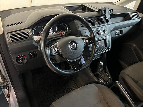 Volkswagen Caddy 8 of 12