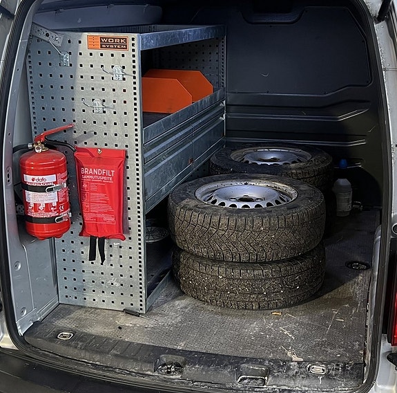 Volkswagen Caddy 10 of 12