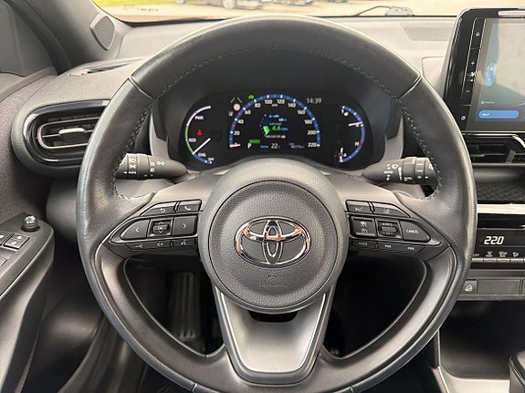 Toyota Yaris Cross 17 of 23