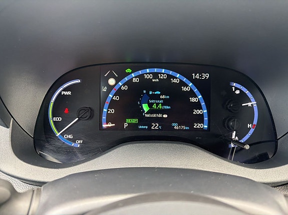 Toyota Yaris Cross 18 of 23