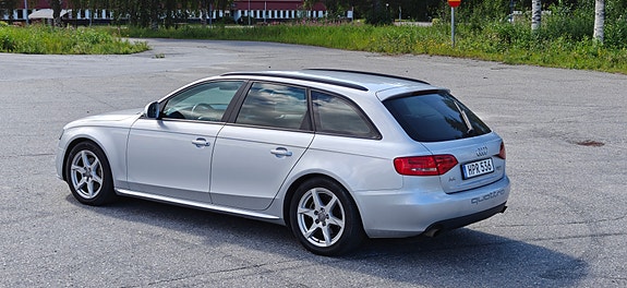 Audi A4 3 of 9