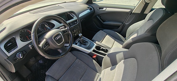 Audi A4 5 of 9
