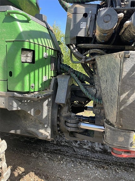 John Deere 1210G 16 of 16
