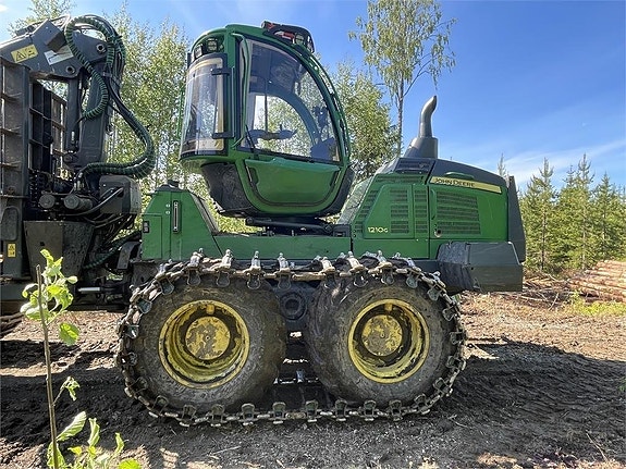 John Deere 1210G 12 of 16
