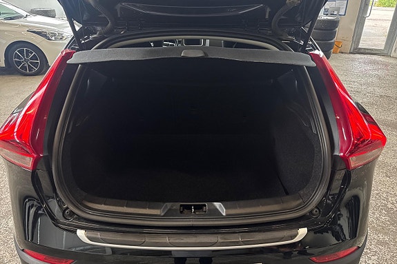 Volvo V40 Cross Country 18 of 19