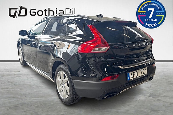 Volvo V40 Cross Country 7 of 19