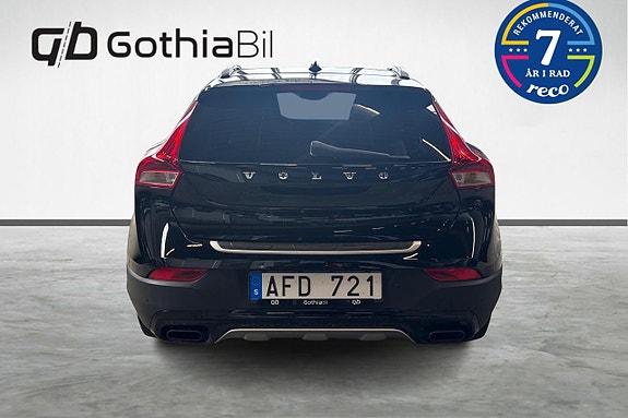Volvo V40 Cross Country 6 of 19