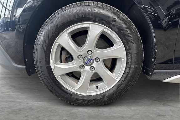Volvo V40 Cross Country 9 of 19