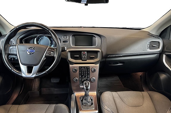 Volvo V40 Cross Country 11 of 19