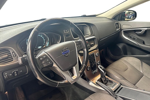 Volvo V40 Cross Country 10 of 19