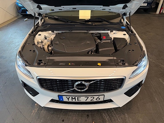Volvo V90 28 of 29