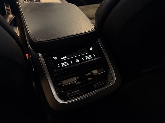 Volvo V90 22 of 29