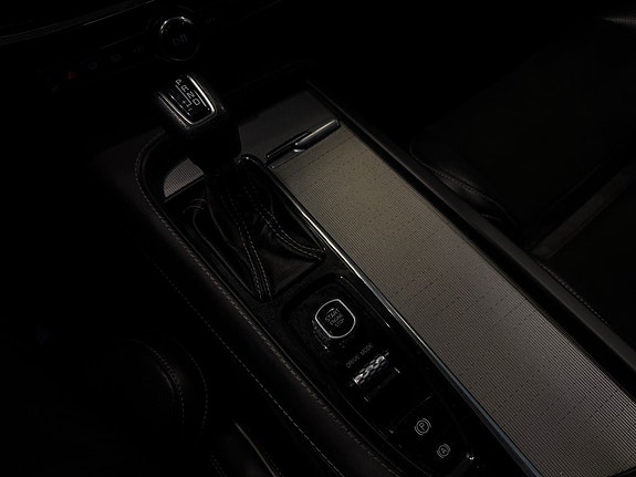 Volvo V90 16 of 29