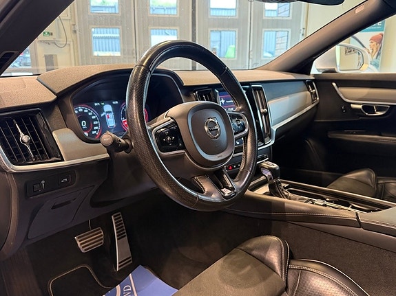Volvo V90 7 of 29