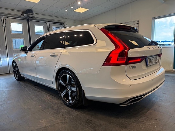 Volvo V90 3 of 29