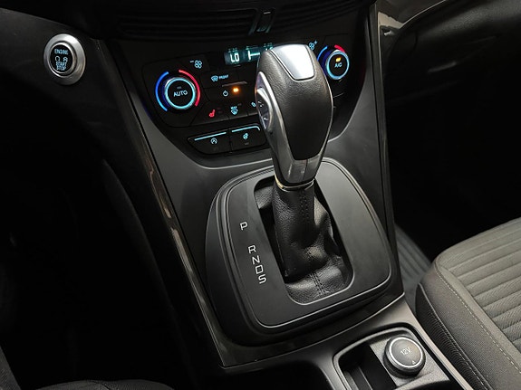 Ford C-Max 14 of 16