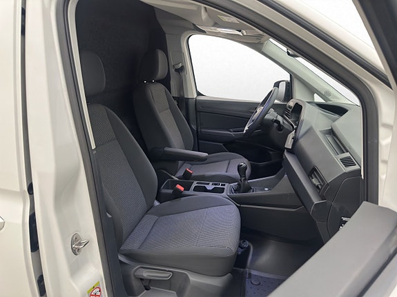 Volkswagen Caddy 24 of 29