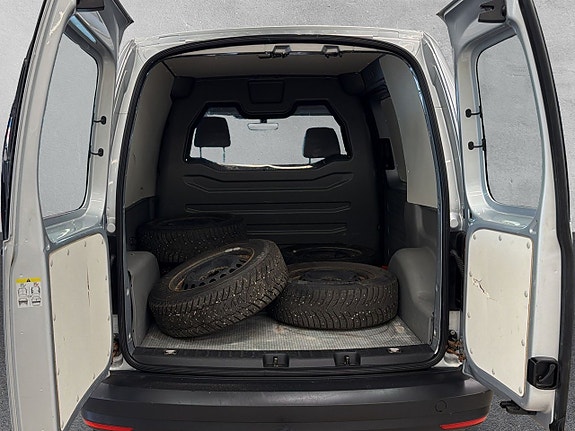 Volkswagen Caddy 9 of 19