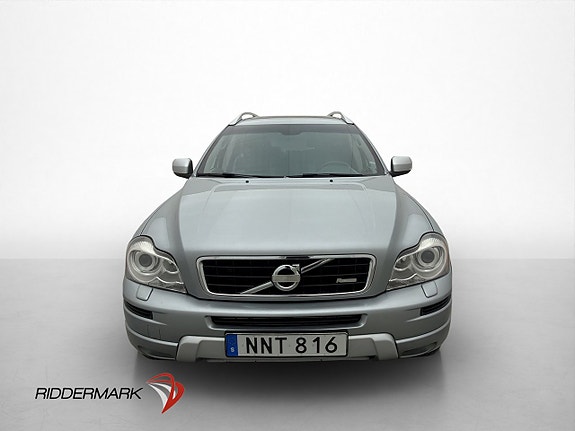 Volvo XC90 2 of 30