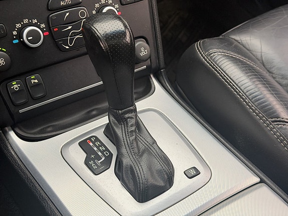 Volvo XC90 24 of 30