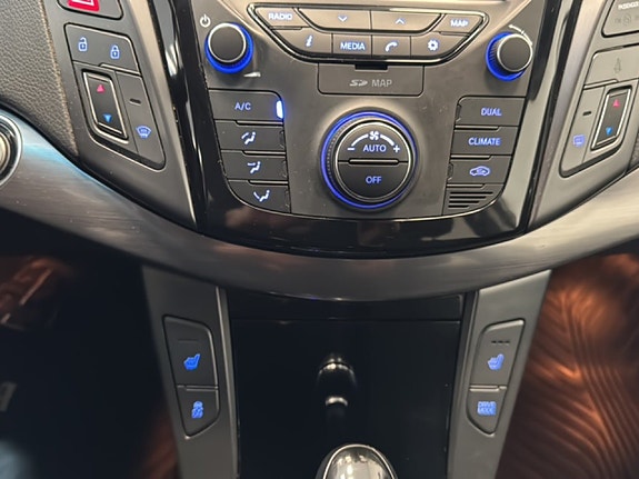 Hyundai i40 13 of 19