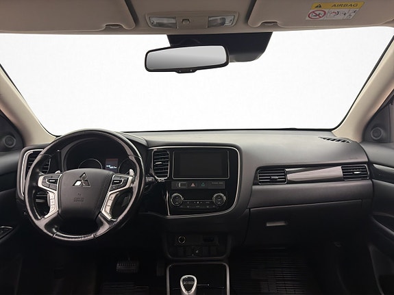Mitsubishi Outlander 13 of 29
