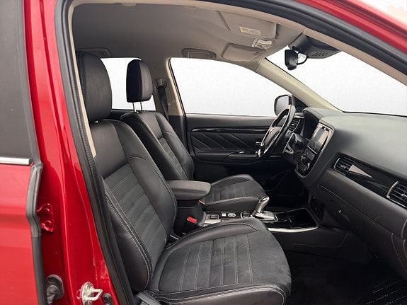 Mitsubishi Outlander 23 of 29